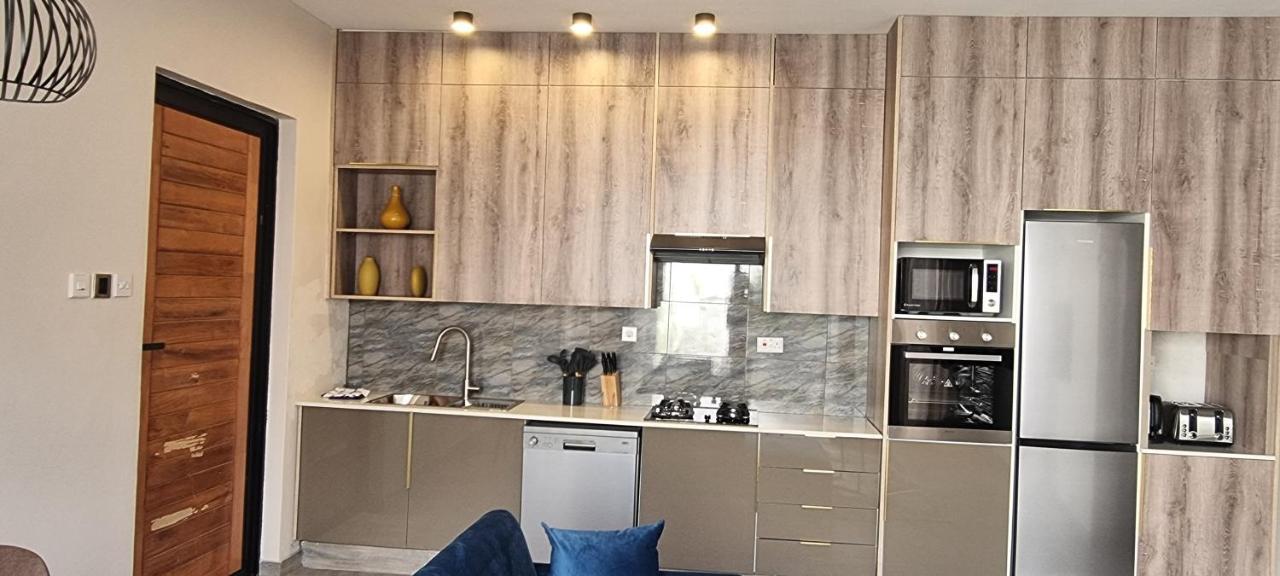 Instahomes By Tru - Garden Suites Blantyre Bagian luar foto