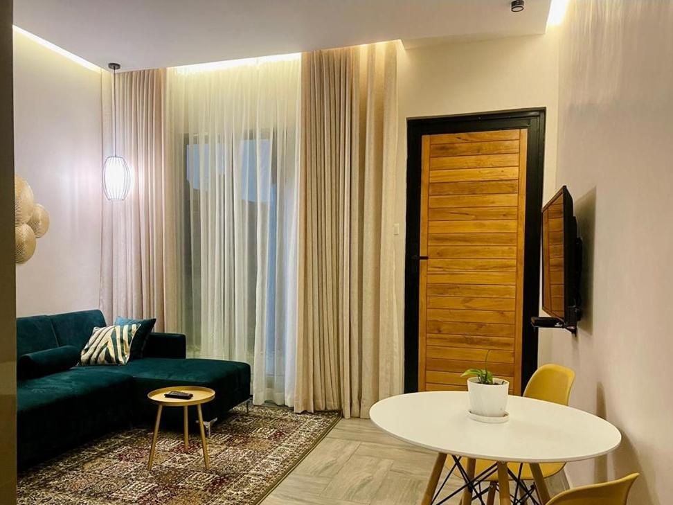 Instahomes By Tru - Garden Suites Blantyre Bagian luar foto