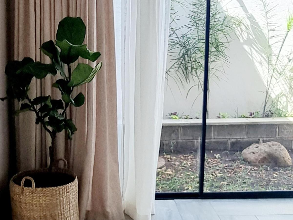 Instahomes By Tru - Garden Suites Blantyre Bagian luar foto