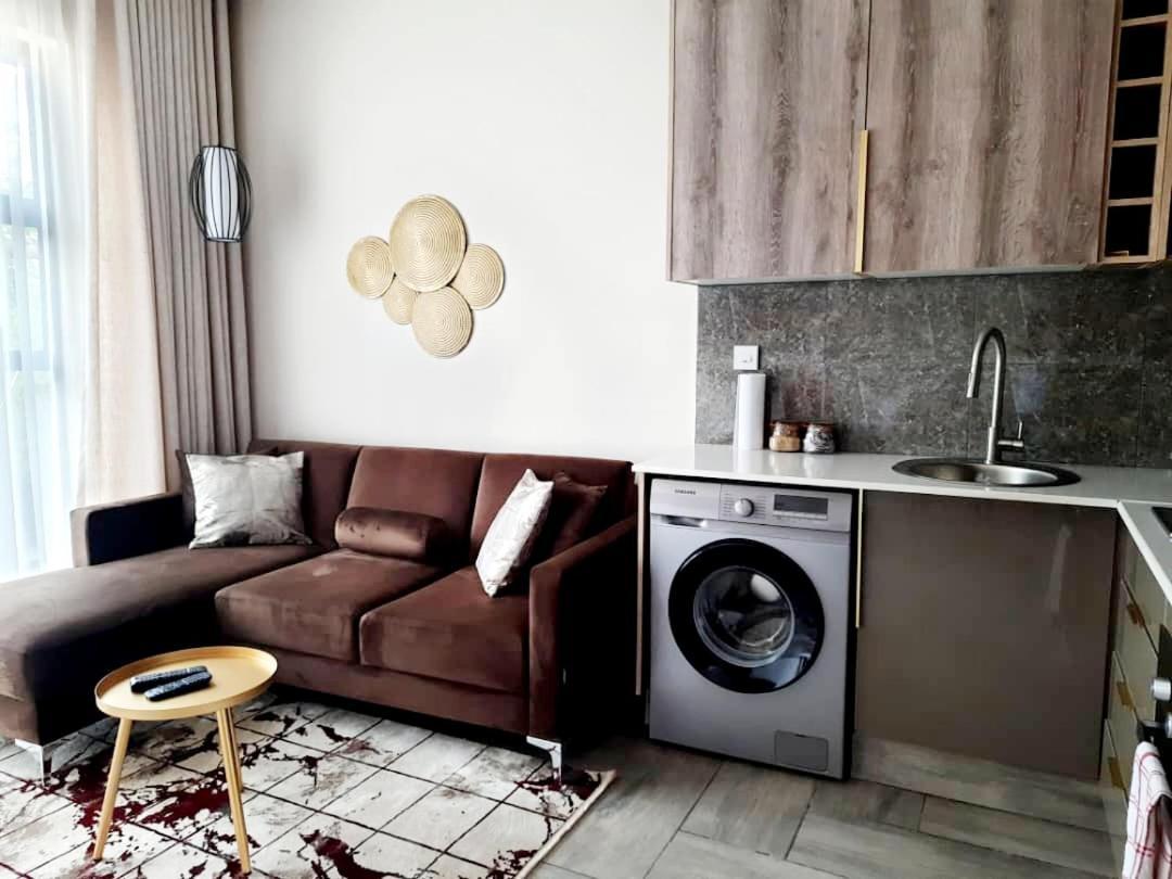 Instahomes By Tru - Garden Suites Blantyre Bagian luar foto