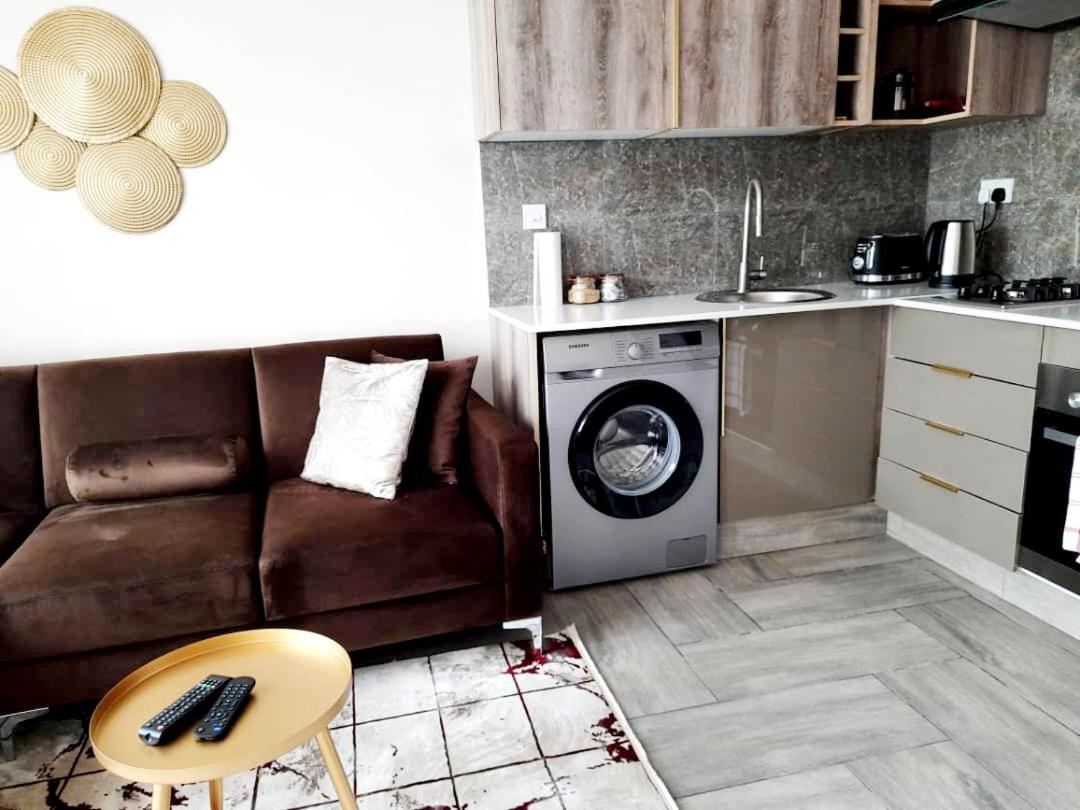 Instahomes By Tru - Garden Suites Blantyre Bagian luar foto