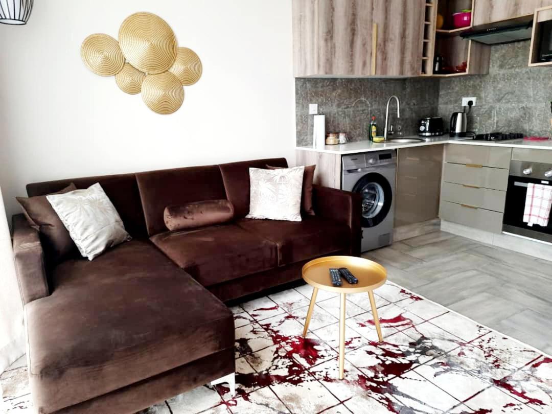 Instahomes By Tru - Garden Suites Blantyre Bagian luar foto